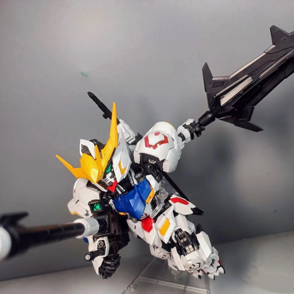 Gaogao Revised Edition MGSD Barbatos 4th Form Assembly Model Kit - Extraordinary Raid, with Stickers and Base Action Figure