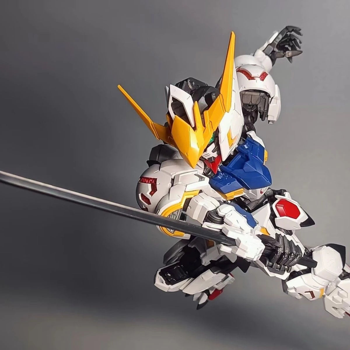 Gaogao Revised Edition MGSD Barbatos 4th Form Assembly Model Kit - Extraordinary Raid, with Stickers and Base Action Figure