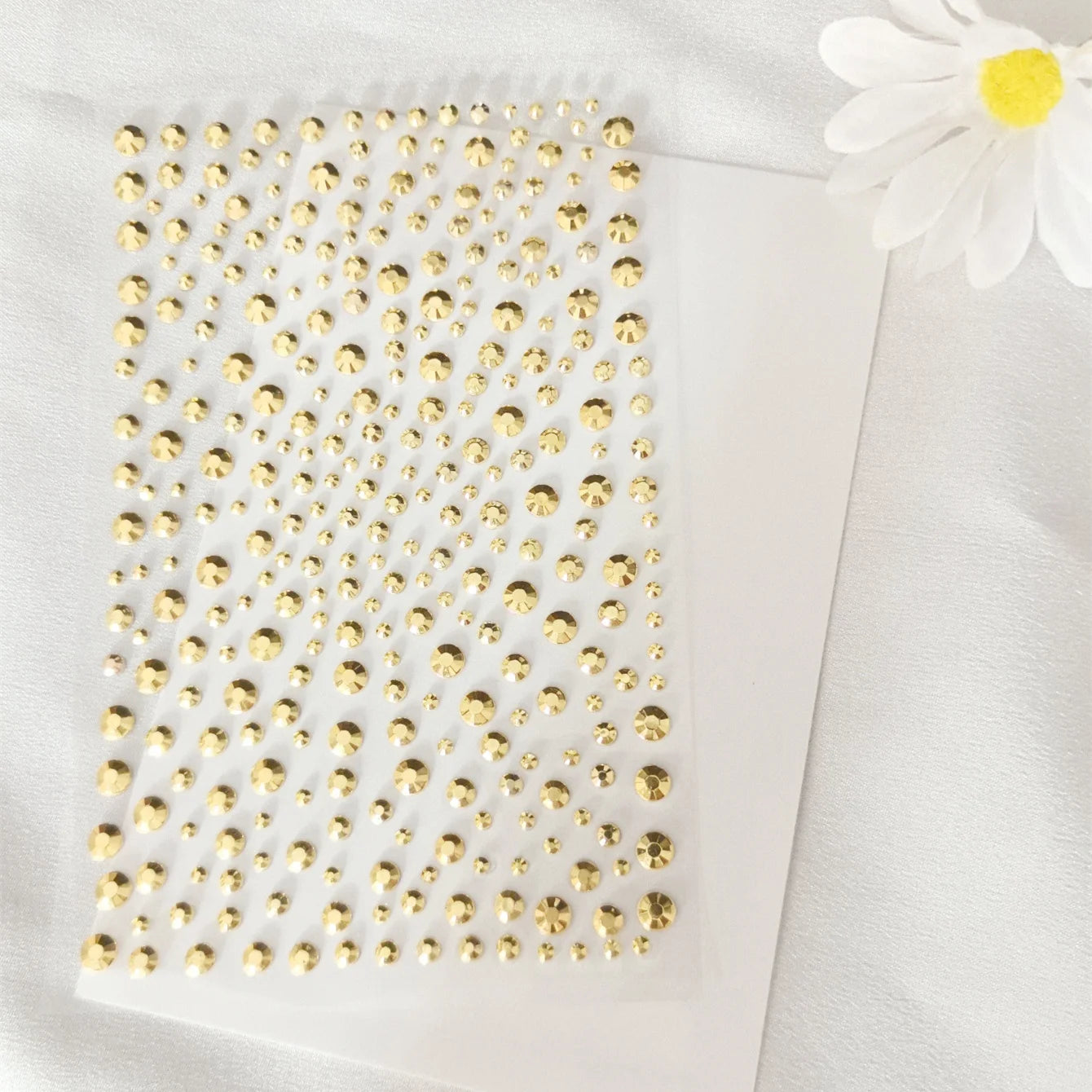 1pc golden Body Glittery Gem Stickers Makeup Y2K Style Music Festival DIY Face Jewels Stickers For Party Dance Cosplay Wedding