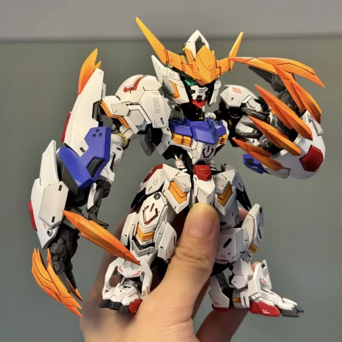 Gaogao Revised Edition MGSD Barbatos 4th Form Assembly Model Kit - Extraordinary Raid, with Stickers and Base Action Figure